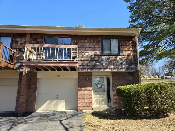 2785 Bingham Dr, Pittsburgh, PA 15241