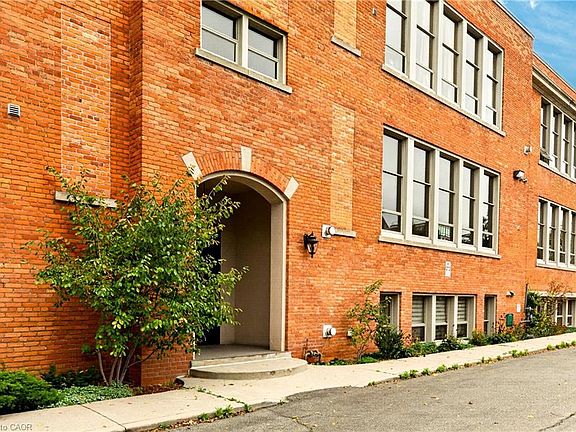 2nd image of 357 Hunter St W #13