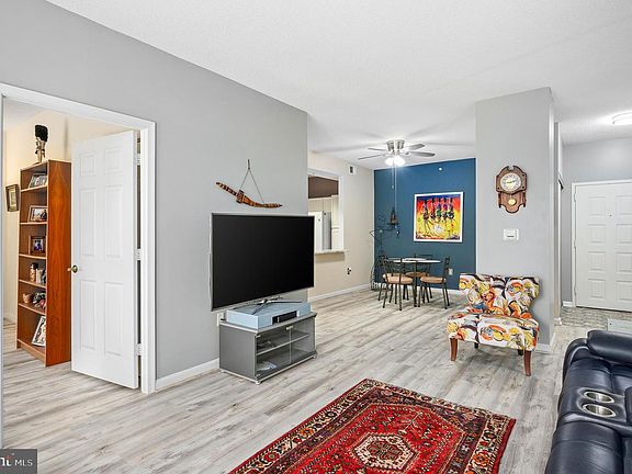 5th image of 19355 Cypress Ridge Ter Unit 422