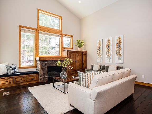 4th image of 61514 Cultus Lake Ct