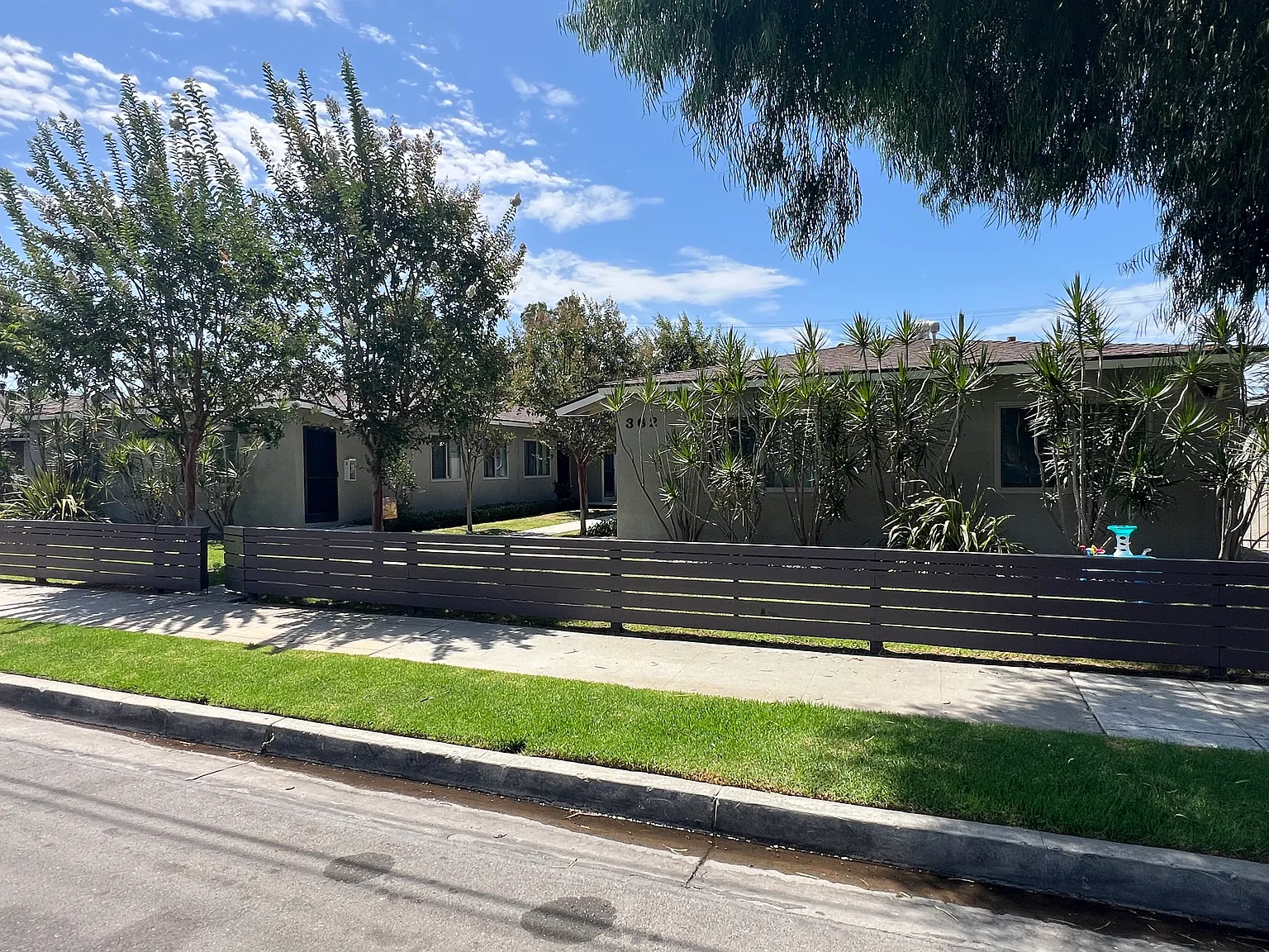 1 bed, 600 sqft, $2,200 — Photo 2