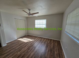 4710 NE 4th Pl, Gainesville, FL 32641
