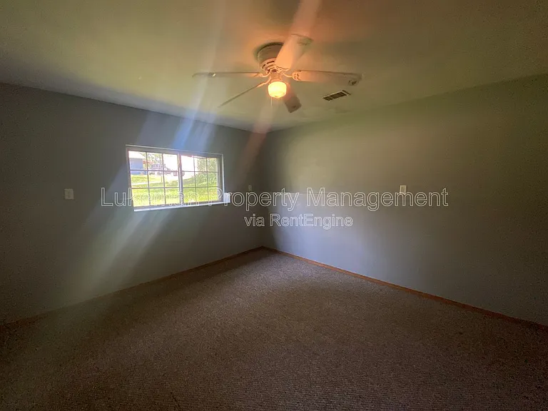 1201 Lafayette Ave — Photo 9