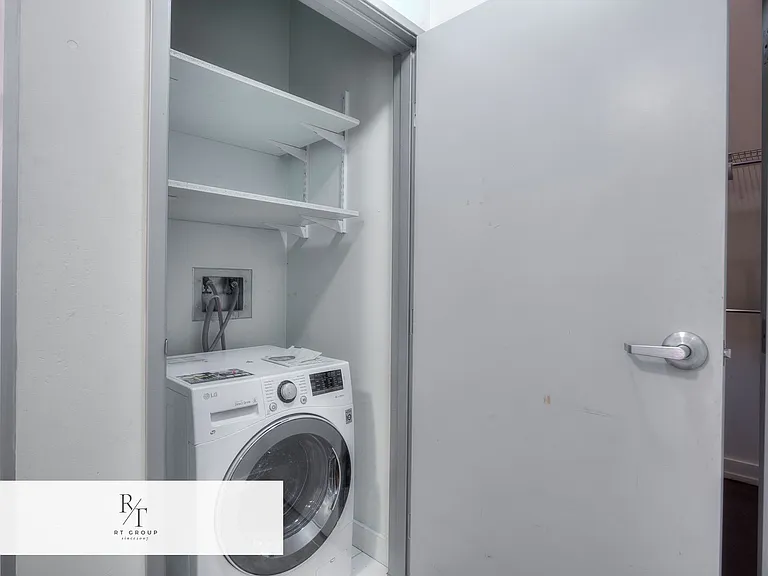 645 W 9th St #742 — Photo 19