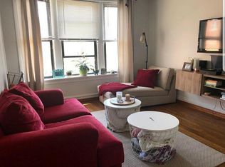 2556 N Hamlin Ave, Chicago, IL 60647