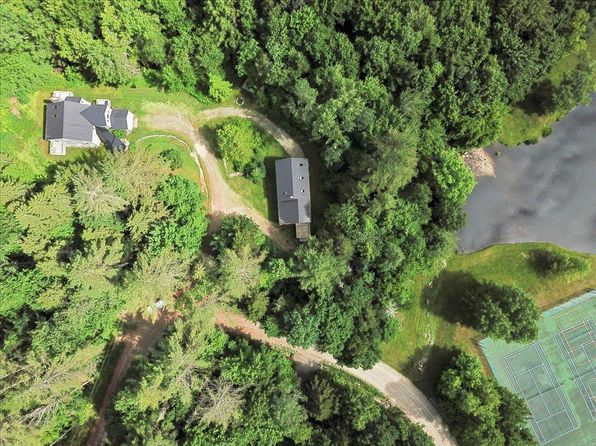 14 Burnt Hill Rd, Bondville, VT 05340