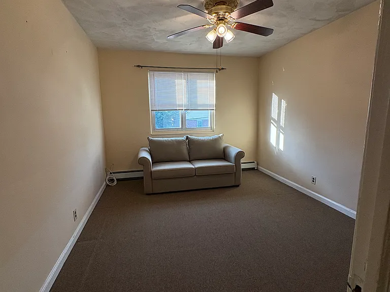 83 Dongan Ave #2 — Photo 11