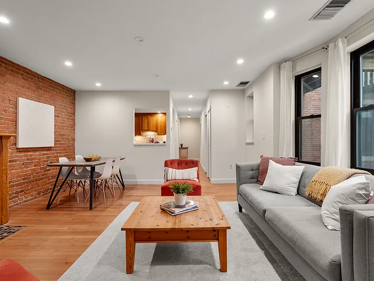 103 Gainsborough St #108 — Photo 5