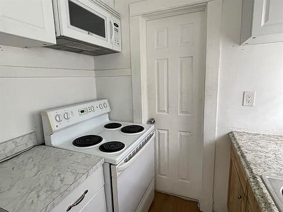 5th image of 719 52nd St #C