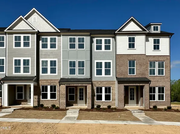 608 Thatch Ln, Knightdale, NC 27545