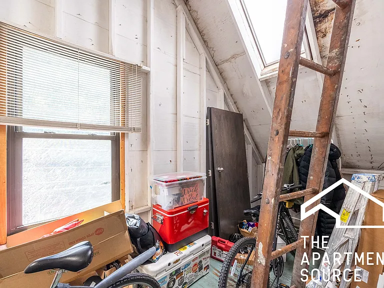 1315 W Melrose St #CH — Photo 10