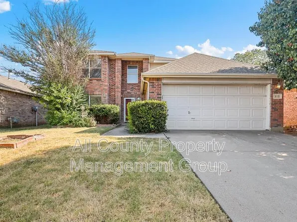 813 Jockey Club Ln, Fort Worth, TX 76179
