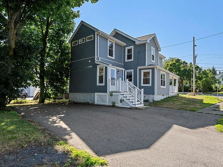 334 E Squantum St — Photo 40