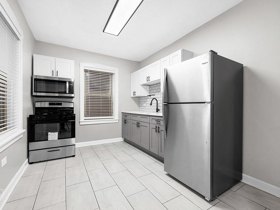 1st image of 647 N Mayfield Ave #657-3