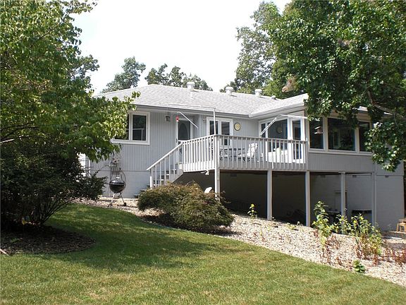 4th image of 88 Selkirk Dr