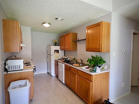5th image of 6332 Northway Dr