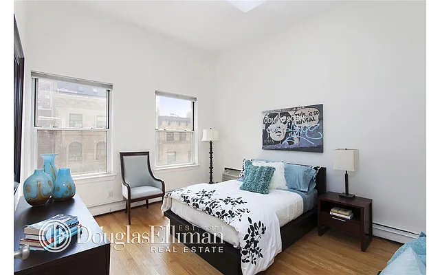 Sold by Douglas Elliman | media 6