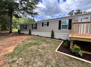 1711 McKenzie Rd, Parsons, TN 38363