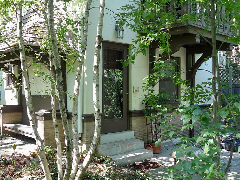 1123 Ridge Ave #1 — Photo 1