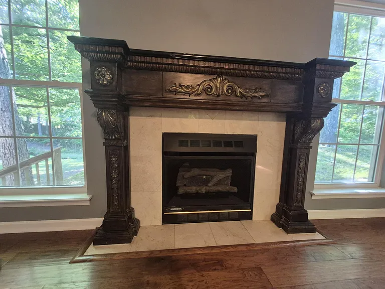 712 Michael Dr — Photo 4