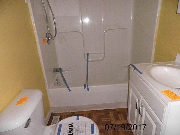4th image of 1658 Brunner St