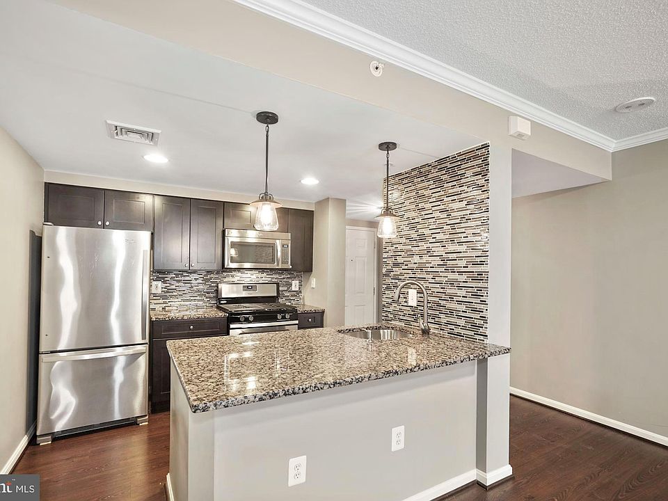 1st image of 3830 9th St N APT 402W