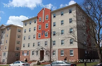 204 Lester St #4