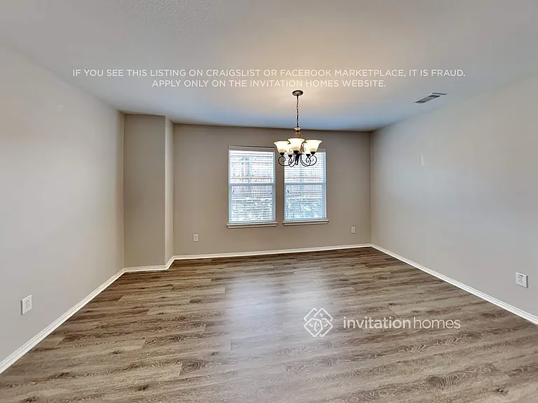602 Azalea Dr — Photo 5