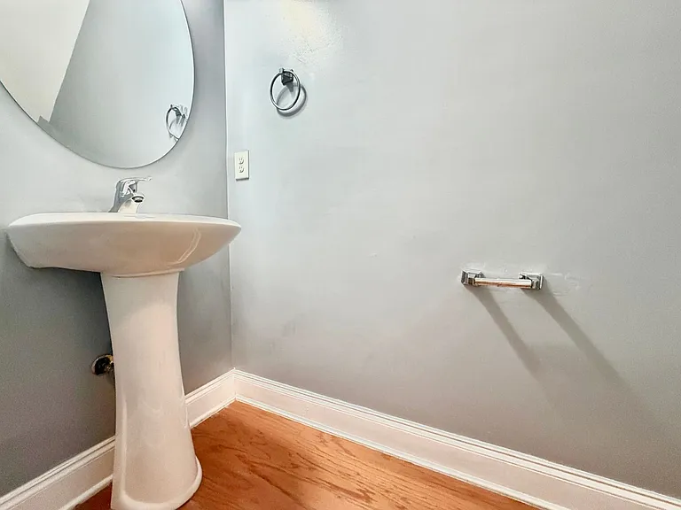 4601 Fonso Dr — Photo 16
