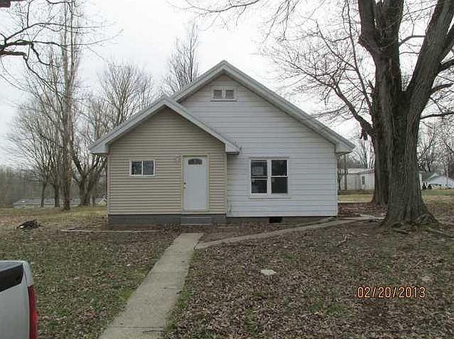 1st image of 375 W Glezen St