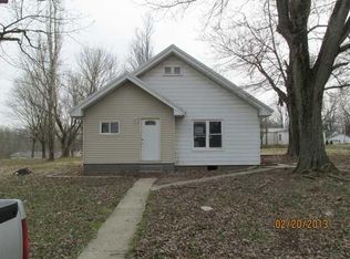 375 W Glezen St, Petersburg, IN 47567