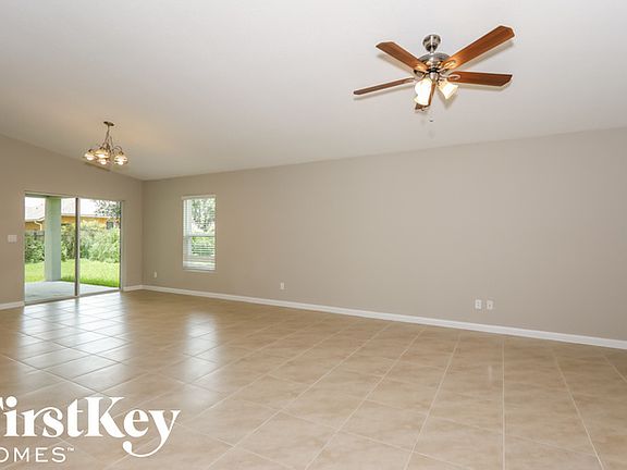 3rd image of 1734 SW Desert Ave