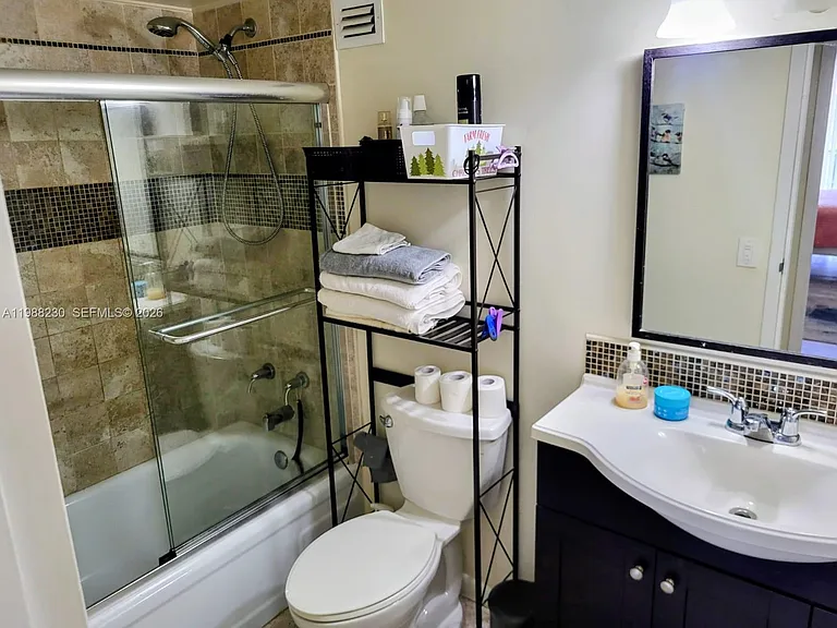 601 Three Islands Blvd #511 — Photo 12