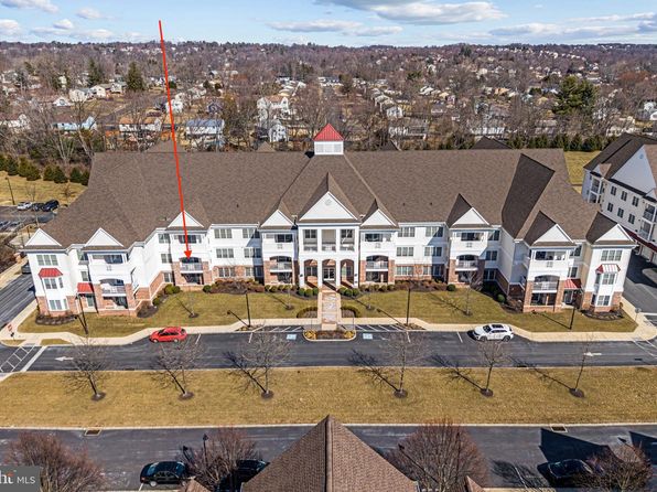 6217 Meridian Blvd, Warrington, PA 18976
