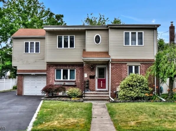 25-30 Morlot Ave, Fair Lawn Boro, NJ 07410