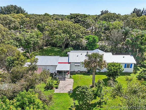 3rd image of 3037 Sunrise Blvd
