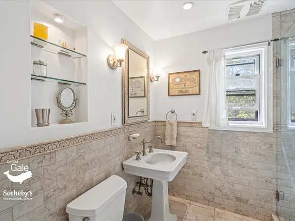 23 Whitson Street image 21 of 40