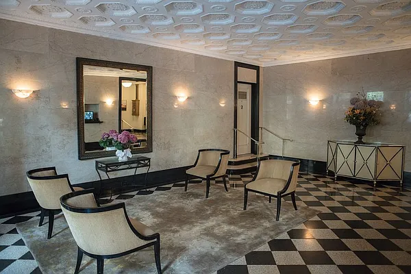 Sold by Prevu Real Estate, LLC | media 23