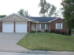 705 Carla St, Boonville, MO 65233
