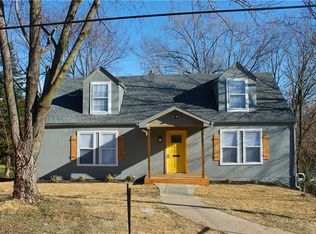 5131 Rinker Rd, Kansas City, MO 64129