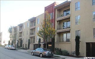 1st image of 620 N Kenwood St Unit 109