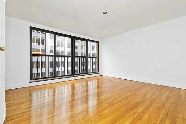 Rented by Kleier Residential | media 8