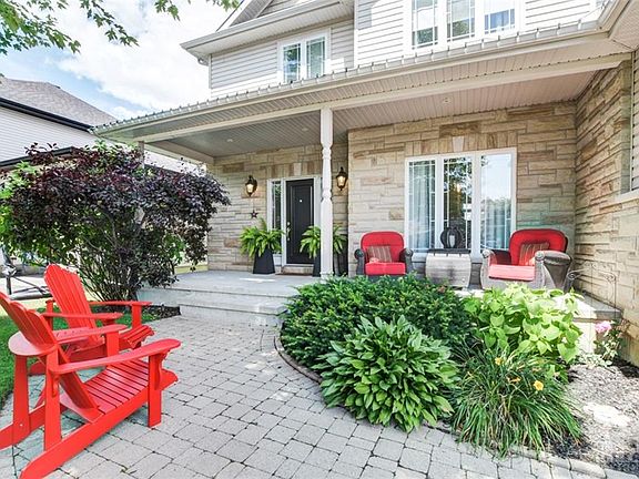 2nd image of 33 Baywood Dr