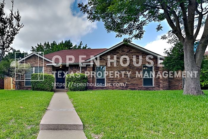 1st image of 1328 Chicota Dr
