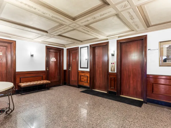 16 Park Avenue image 10 of 11