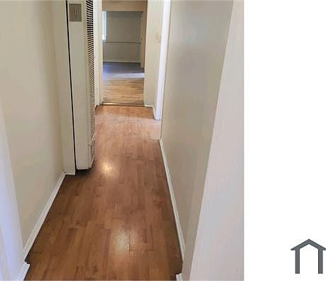 2nd image of 477 W 45th St