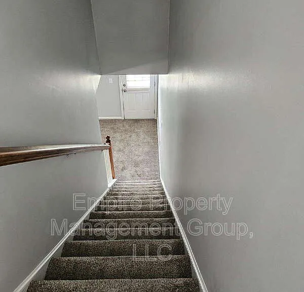 401 Dukes Hill Rd — Photo 16