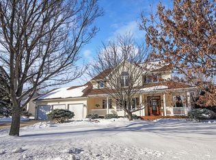 2231 Lacasse Dr, Lino Lakes, MN 55038