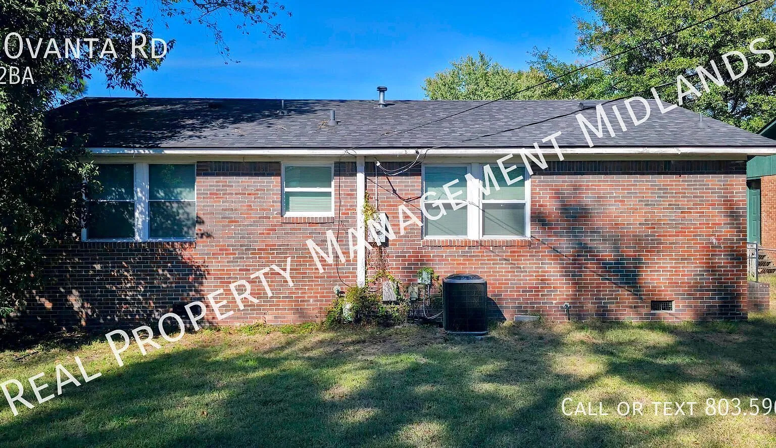 Charming 3-Bedroom Brick Home in Hickory Ridge! — Photo 4