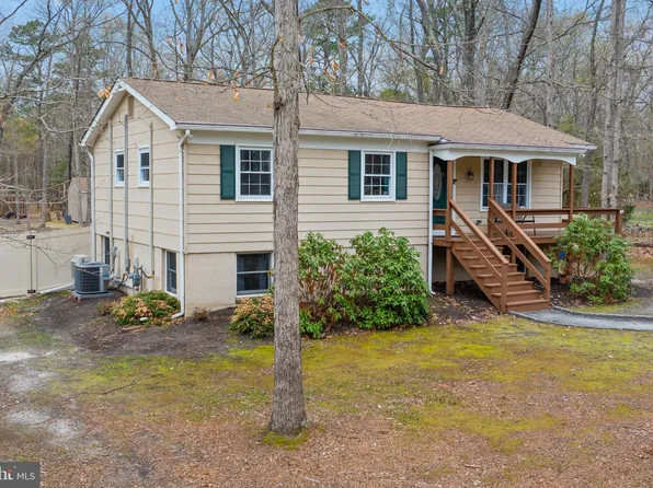 49 Summit Dr, Tabernacle, NJ 08088